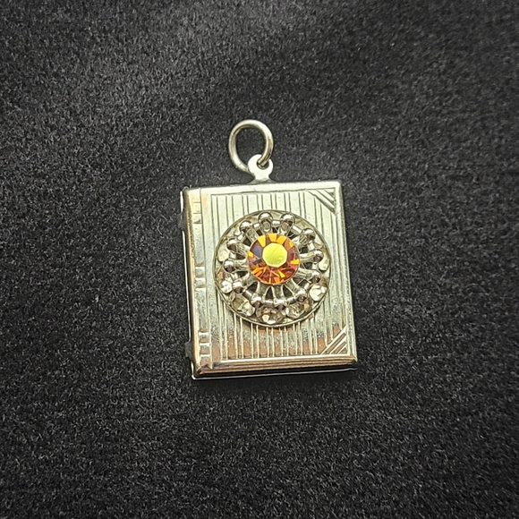 Vintage gem locket - Picture 2 of 7